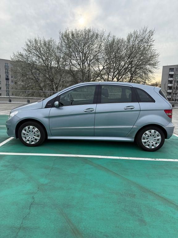 Gebraucht Mercedes B170 116 PS (85 kW) 2007 Blau Van / Kleinbus