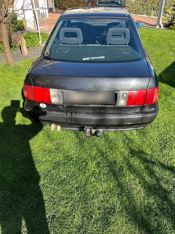 Second-hand Audi 80 90 CP (66 kW) 1992 Negru Berlinǎ