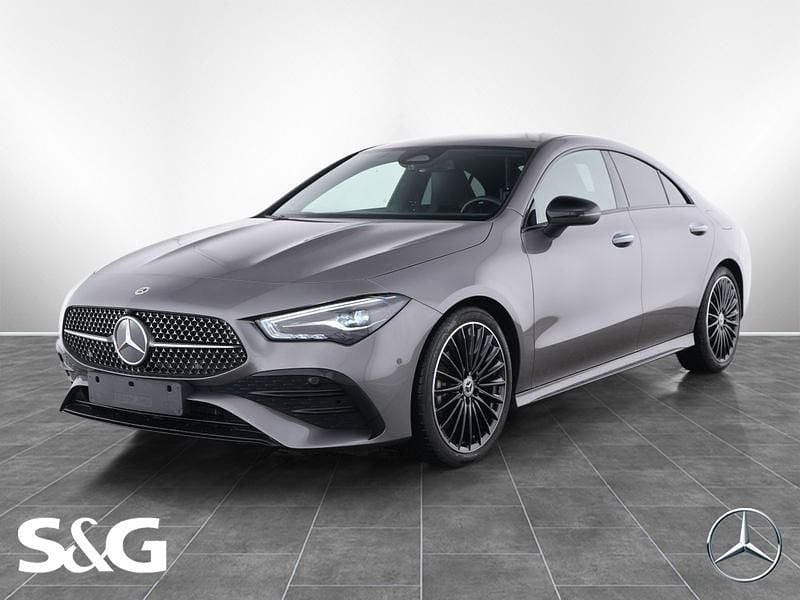 Metalliclack mountaingrau Gebraucht 2024 Mercedes CLA180 AMG Limousine | 35.990 € (Fairer Preis) - Bild 1/4