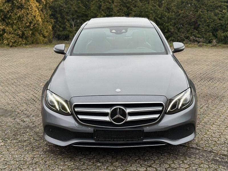 Gebraucht Mercedes E350 258 PS (189 kW) 2016 Grau Limousine