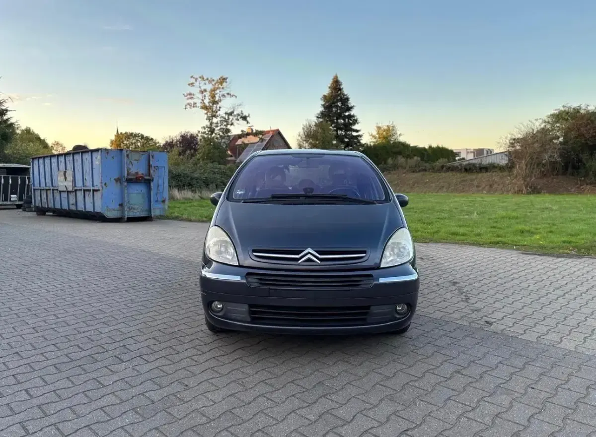 Gebraucht Citroën Xsara Picasso 109 PS (80 kW) 2007 Blau Van / Kleinbus