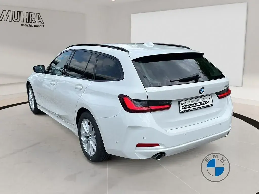 Gebraucht BMW 318 Comfort Edition 150 PS (110 kW) 2025 Alpinweiss iii Kombi