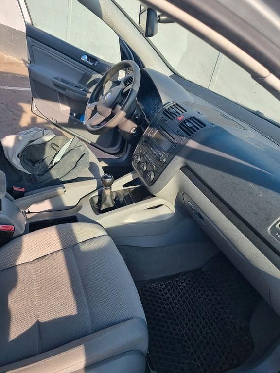 Gebraucht VW Golf IV Comfortline 105 PS (77 kW) 2004 Grau Limousine