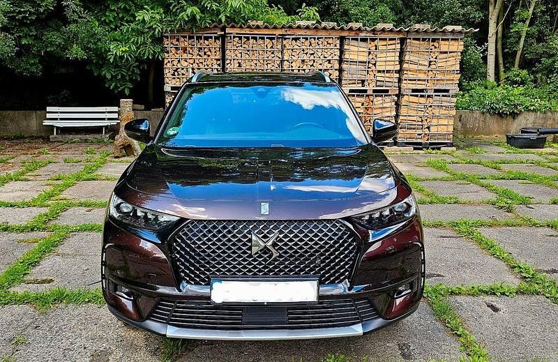 Schwarz Gebraucht 2018 DS Automobiles DS7 Crossback Rivoli SUV | 12.650 € - Bild 1/4