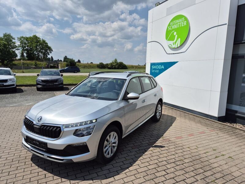 Silber Gebraucht 2025 Skoda Kamiq Selection SUV | 25.300 € (Fairer Preis) - Bild 1/4