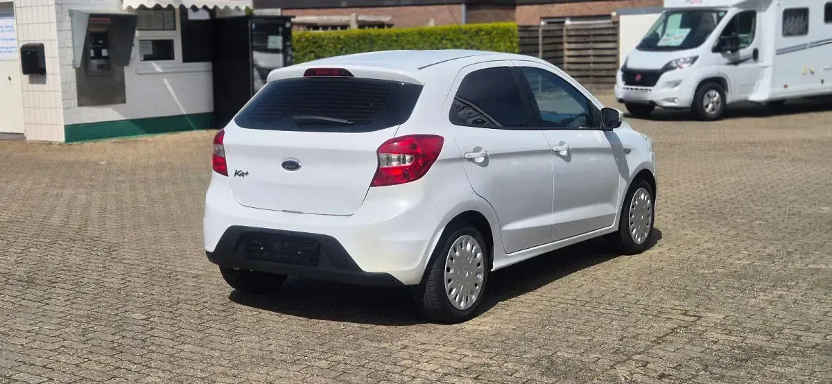 Usado Ford Ka 71 HP (52 kW) 2018 Branco Sedan