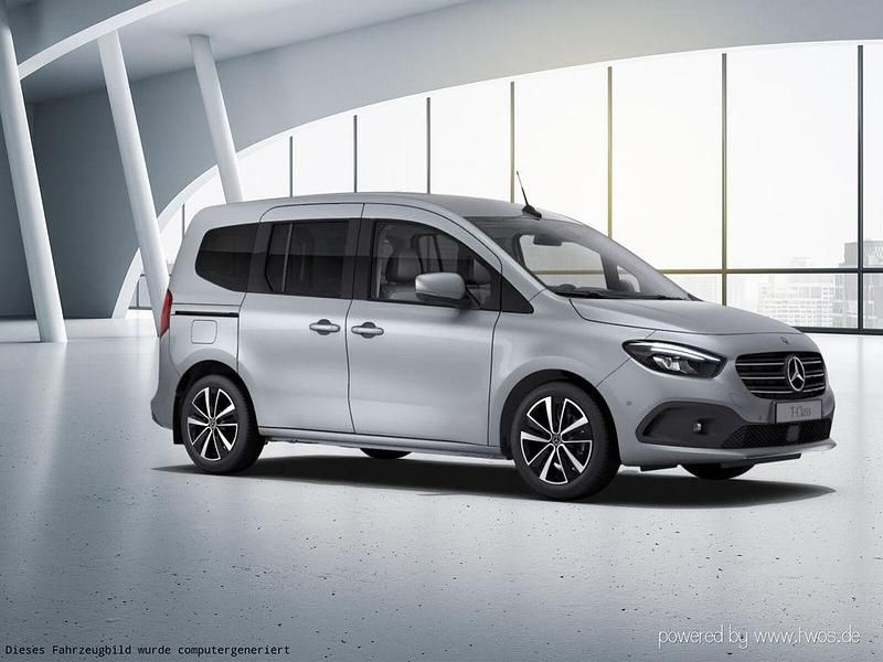 Gebraucht Mercedes T180 Progressive 116 PS (85 kW) 2022 Helvinsilber metallic Van / Kleinbus