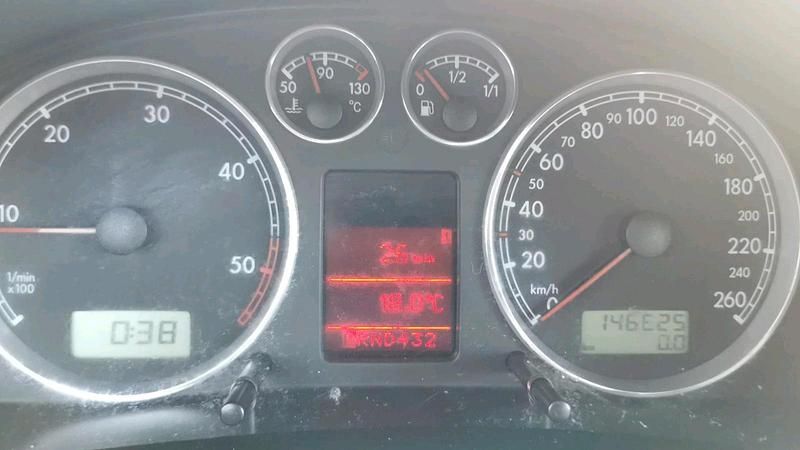 Gebraucht VW Passat 130 PS (95 kW) 2002 Silber Limousine