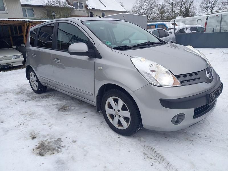 Gebraucht Nissan Note Acenta 88 PS (64 kW) 2006 Silber Limousine