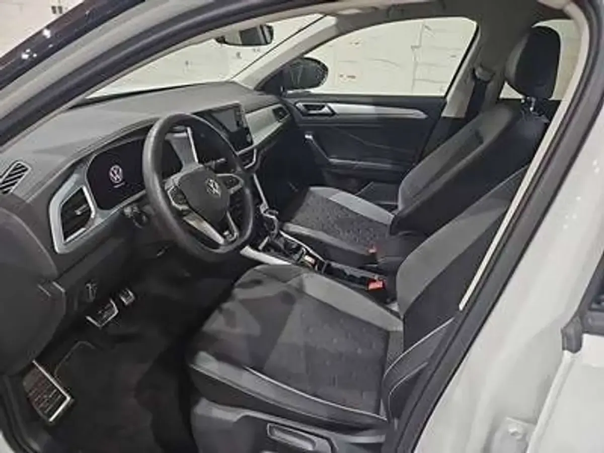 Second-hand VW T-Roc Goal 150 CP (110 kW) 2025 Alb SUV