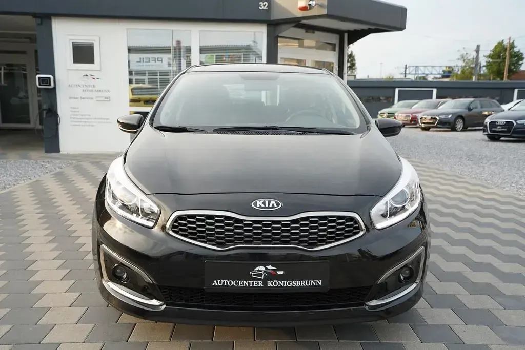 Gebraucht Kia Ceed 99 PS (72 kW) 2018 Schwarz Kleinwagen