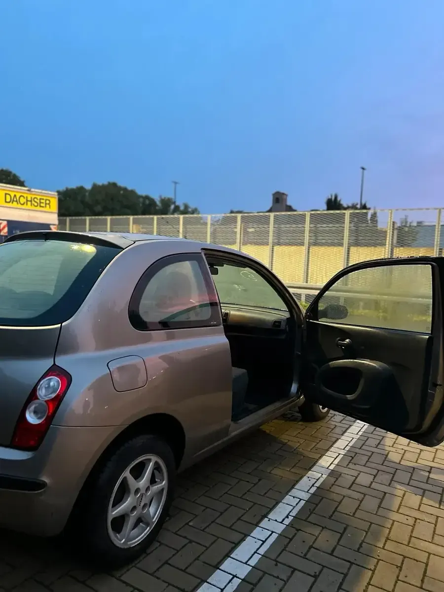 Gebraucht Nissan Micra 65 PS (47 kW) 2005 Braun Kleinwagen