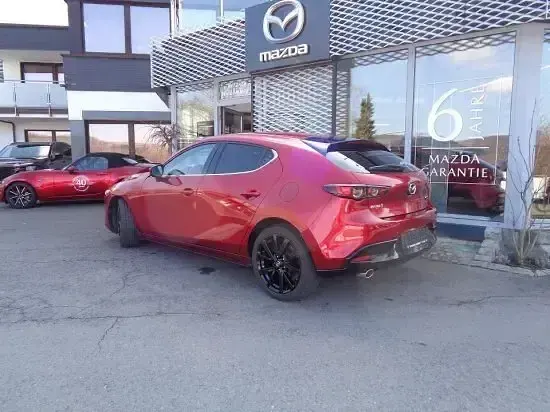 Gebraucht Mazda 3 Selection 122 PS (89 kW) 2019 Rot