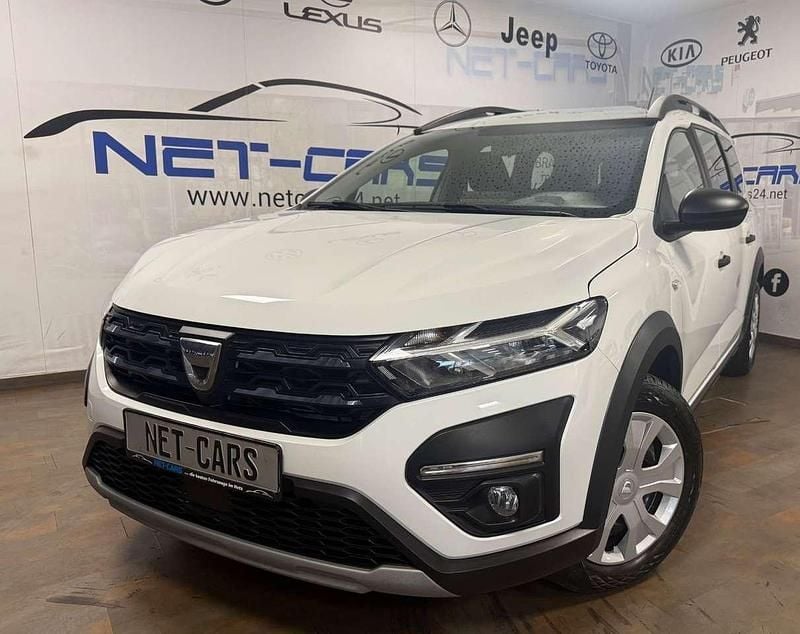 Weiß Gebraucht 2022 Dacia Jogger Comfort Van / Kleinbus | 14.850 € (Guter Preis) - Bild 1/3
