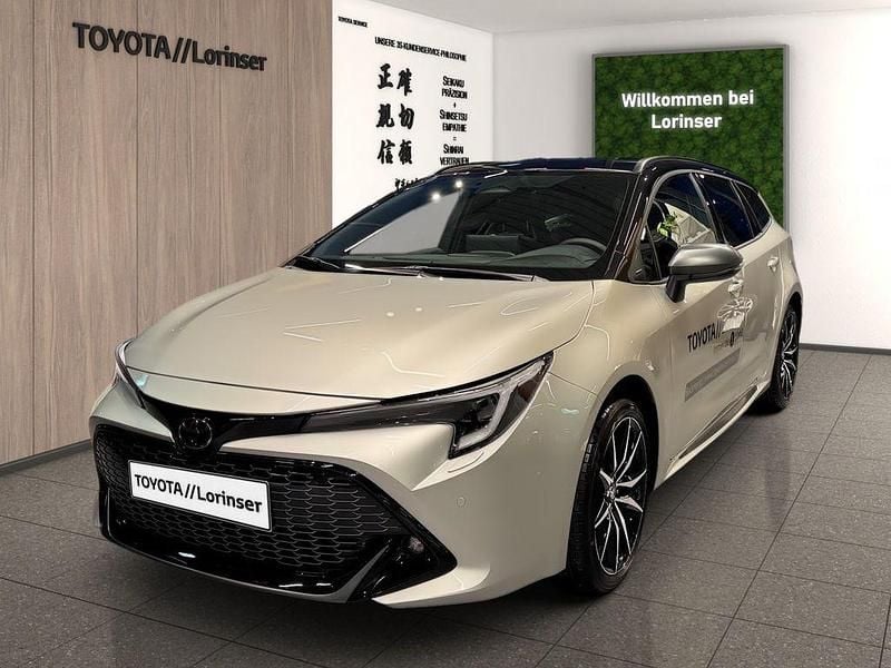 Schwarz Neu 2025 Toyota Corolla Sport Limousine | 39.890 € - Bild 1/4