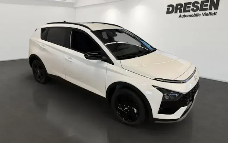 Neu Hyundai Bayon Blackline 90 PS (66 kW) 2026 Weiss SUV