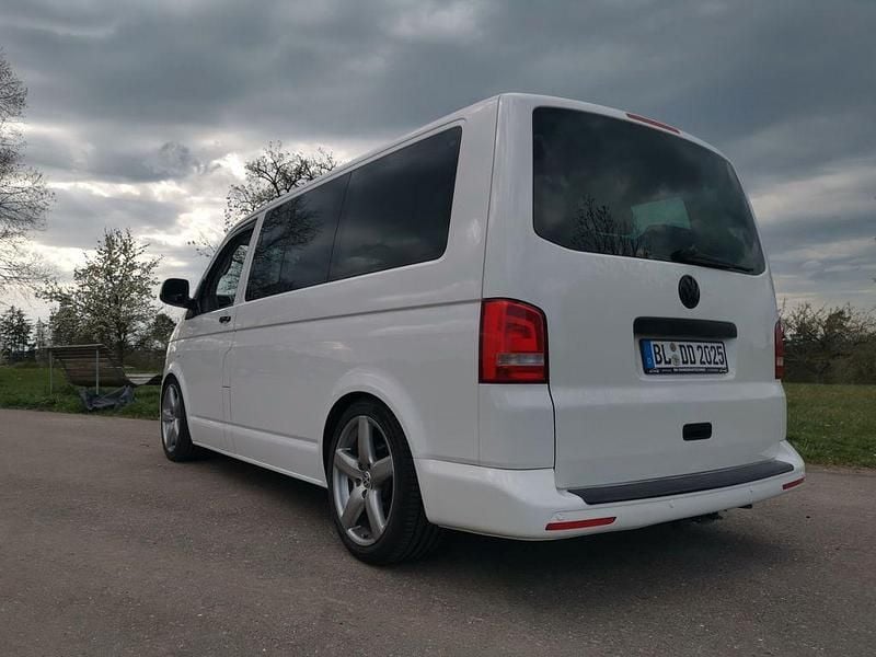 Second-hand VW T5 140 CP (102 kW) 2012 Alb Van