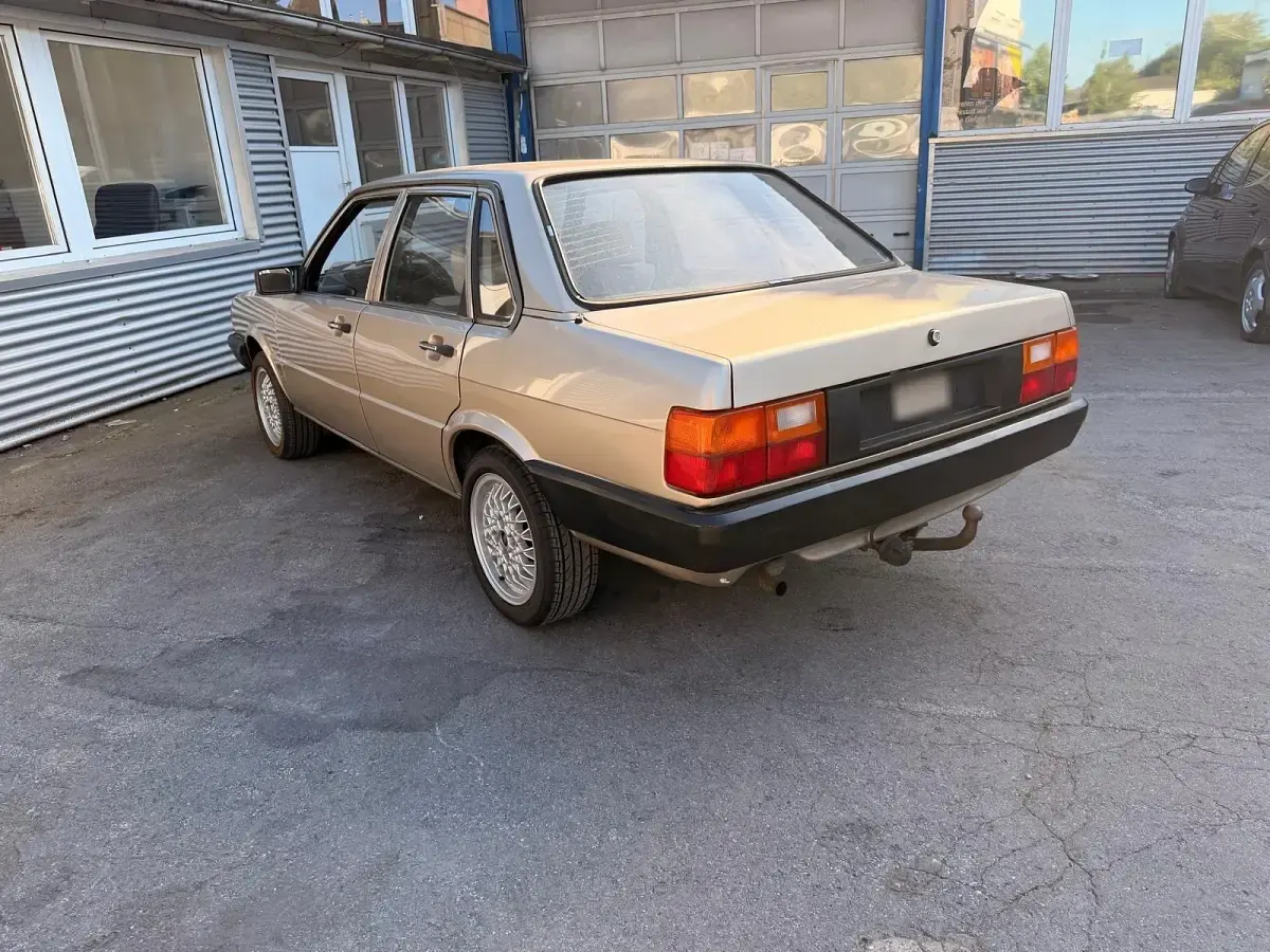 Gebraucht Audi 80 54 PS (39 kW) 1985 Beige Limousine