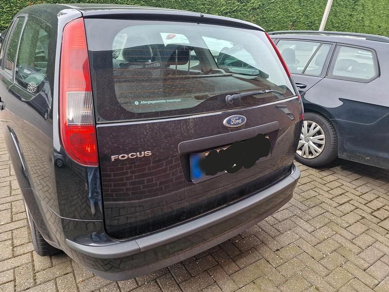 Second-hand Ford Focus 125 CP (91 kW) 2006 Negru Break