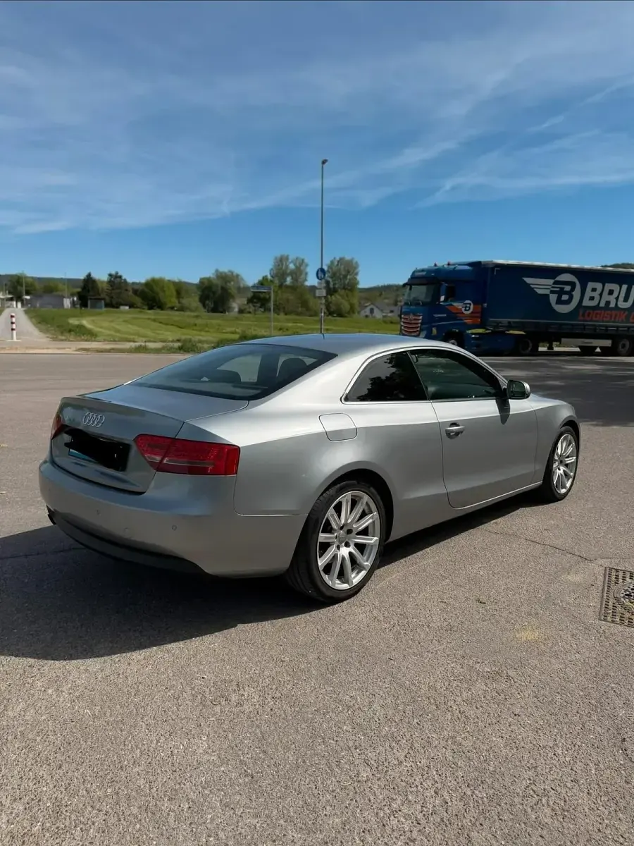 Gebraucht Audi A5 S-Line 211 PS (155 kW) 2011 Silber Coupé