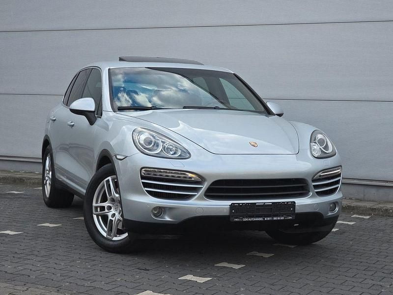 Klassiksilbermetallic Gebraucht 2012 Porsche Cayenne SUV | 21.500 € (Guter Preis) - Bild 1/4