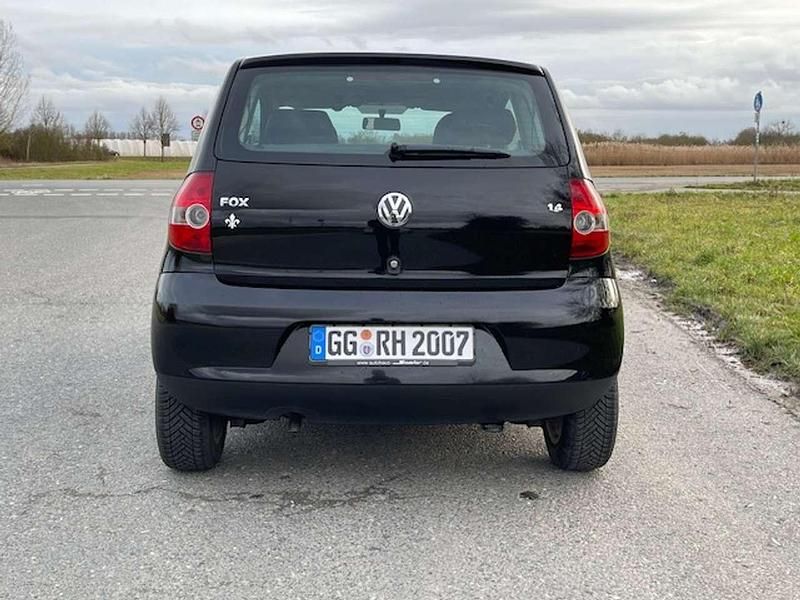 Gebraucht VW Fox 75 PS (55 kW) 2006 Schwarz Kleinwagen