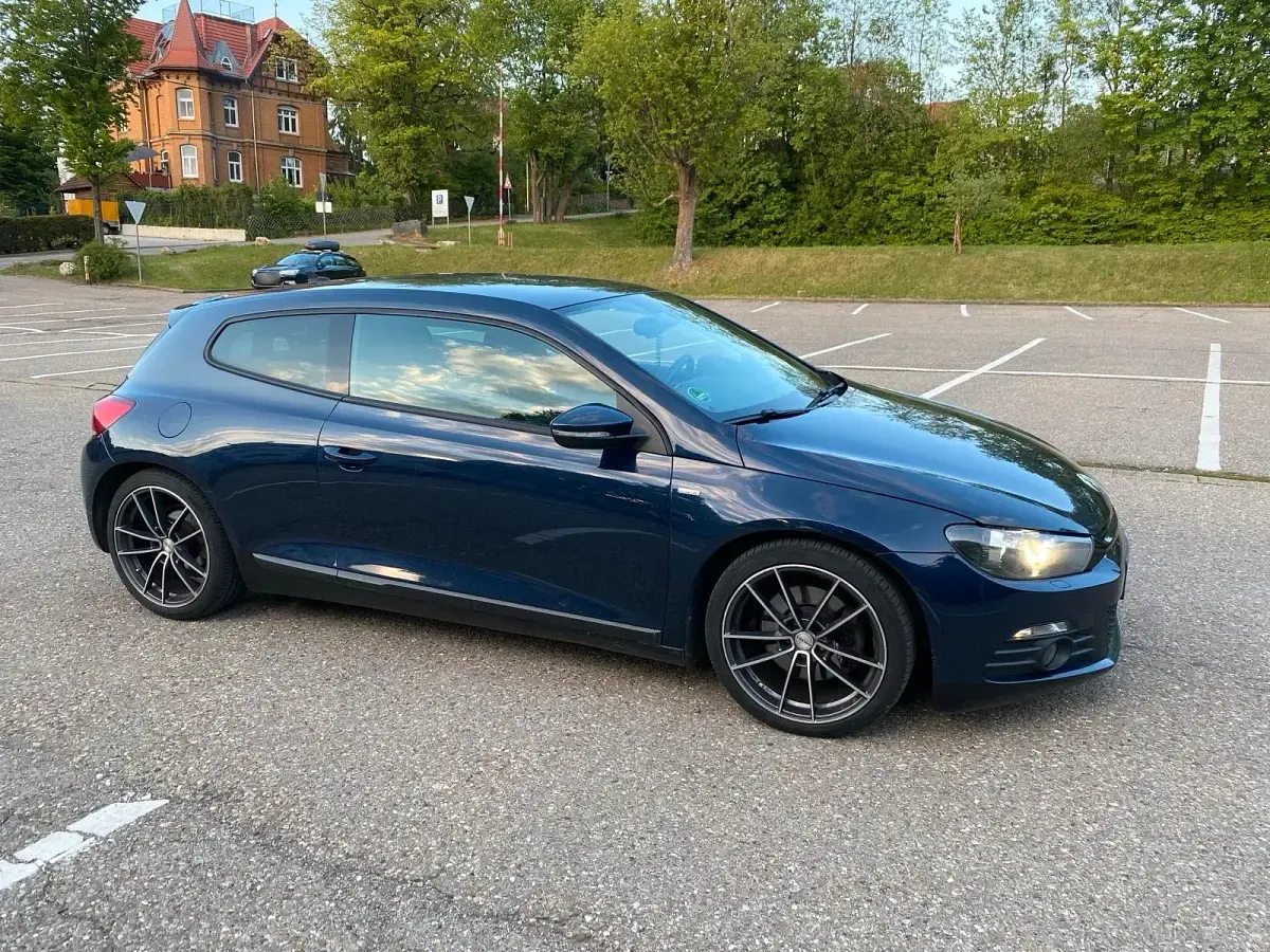 Gebraucht VW Scirocco 160 PS (117 kW) 2014 Blau Coupé