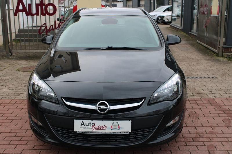 Gebraucht Opel Astra Active 170 PS (125 kW) 2013 Schwarz Kombi