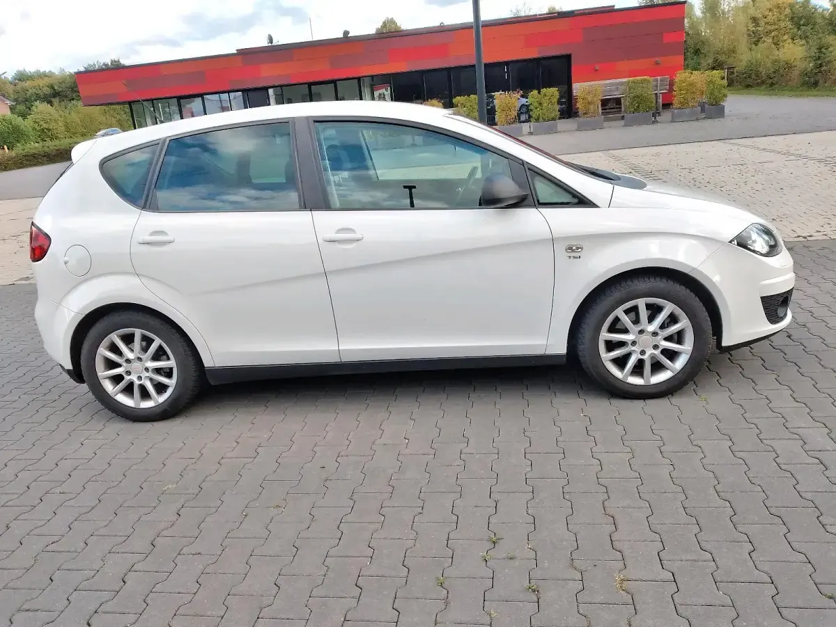 Gebraucht Seat Altea 125 PS (91 kW) 2012 Weiß Limousine