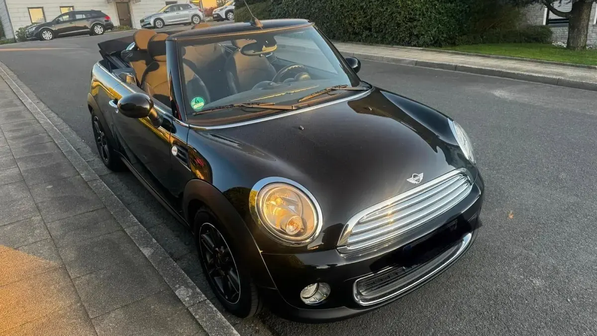 Occasion Mini One Cabriolet 98 ch (72 kW) 2010 Noir Cabriolet