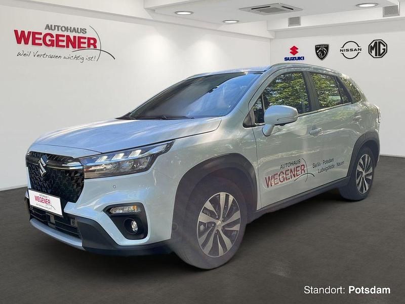 Weiß Gebraucht 2023 Suzuki SX4 S-Cross Comfort+ SUV | 25.200 € (Fairer Preis) - Bild 1/4
