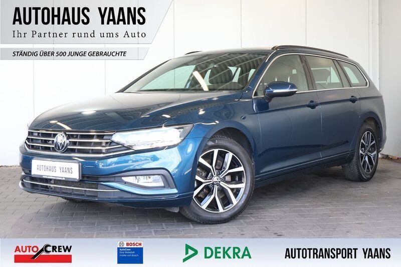 Blau Gebraucht 2022 VW Passat Business Limousine | 24.989 € (Guter Preis) - Bild 1/4