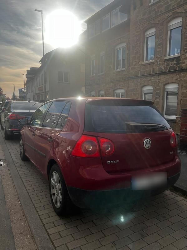 Gebraucht VW Golf IV 2006 Rot Limousine