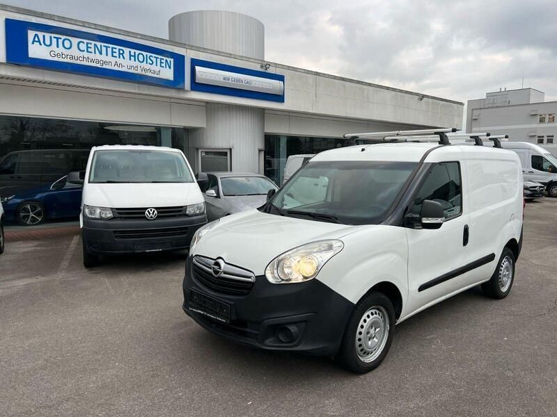 Weiß Gebraucht 2013 Opel Combo Van / Kleinbus | 3.990 € (Guter Preis) - Bild 1/4