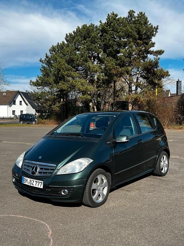 Grün Gebraucht 2010 Mercedes A160 Elegance Kleinwagen | 4.500 € (Fairer Preis) - Bild 1/4