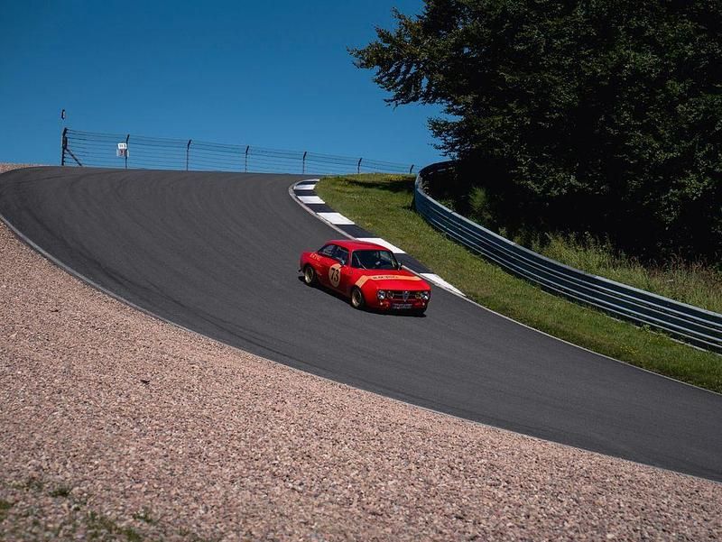Gebraucht Alfa Romeo GT 230 PS (169 kW) 1973 Rot Coupé