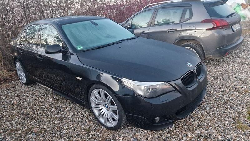 Schwarz Gebraucht 2006 BMW 530 Limousine | 5.000 € (Fairer Preis) - Bild 1/4
