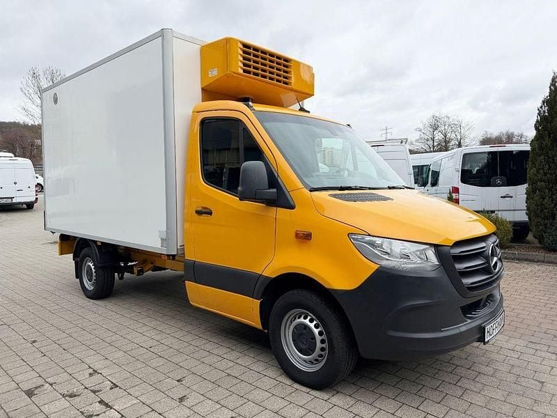 Używany Mercedes Sprinter 114 KM (83 kW) 2020 Żółty Van