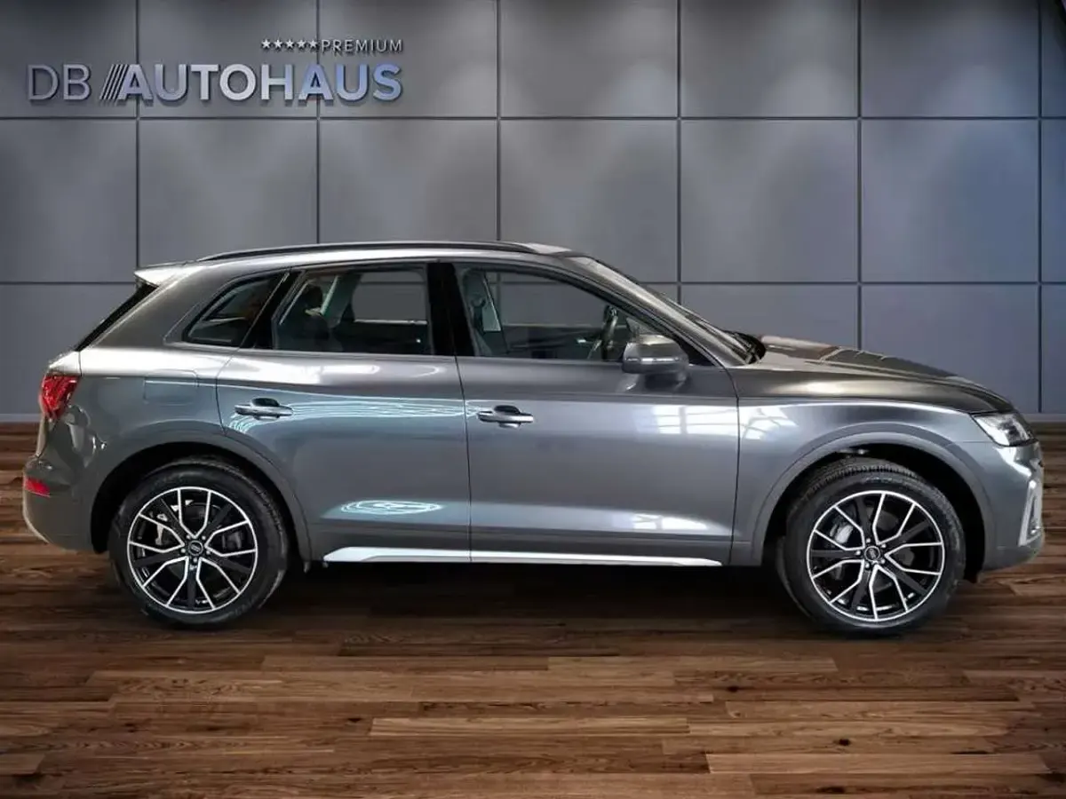 Gebraucht Audi Q5 S-Line 299 PS (219 kW) 2023 Grau SUV