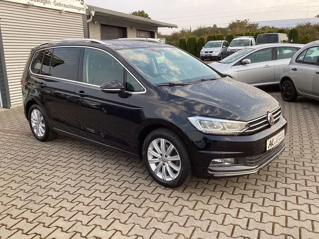 Gebraucht VW Touran Highline 150 PS (110 kW) 2015 Schwarz Van / Kleinbus