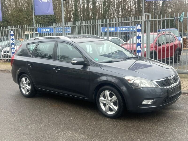 Gebraucht Kia Ceed 116 PS (85 kW) 2011 Grau Kleinwagen