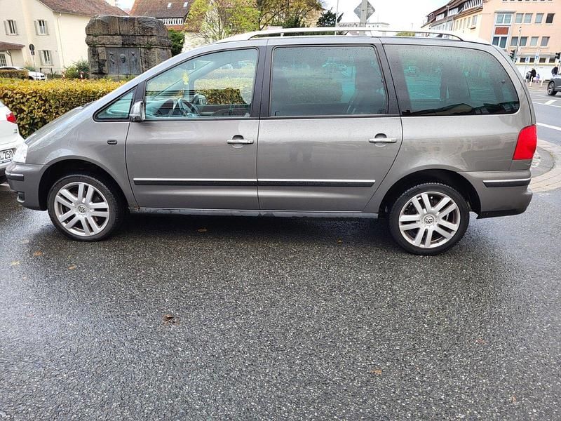 Grau Gebraucht 2007 VW Sharan Freestyle Van / Kleinbus | 3.500 € (Fairer Preis) - Bild 1/4