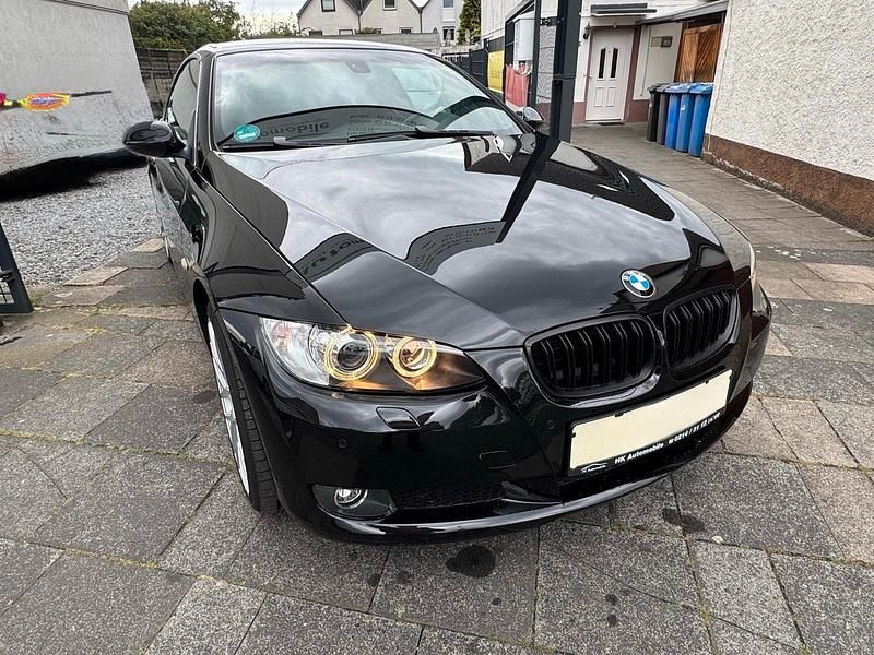 Schwarz Gebraucht 2008 BMW 320 Cabriolet Cabrio | 9.500 € (Guter Preis) - Bild 1/4