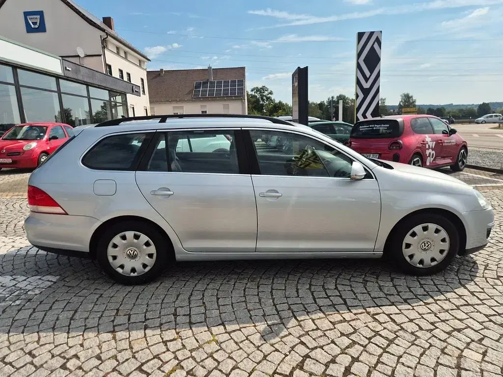 Gebraucht VW Golf V Comfortline 140 PS (102 kW) 2007 Reflexsilber metallic Kombi