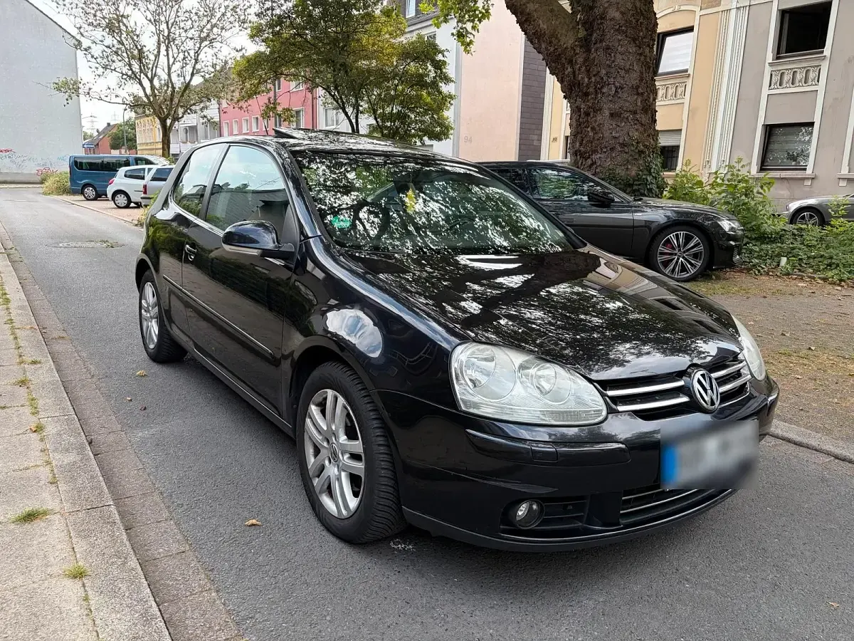 Gebraucht VW Golf V Edition 140 PS (102 kW) 2006 Schwarz Kleinwagen
