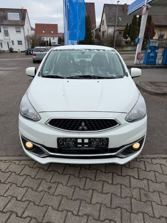 Weiß Gebraucht 2019 Mitsubishi Space Star Basis Limousine | 6.500 € (Fairer Preis) - Bild 1/4