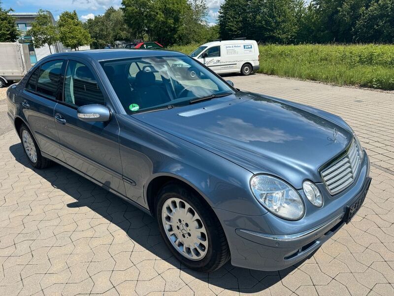 Gebraucht Mercedes E350 Elegance 272 PS (200 kW) 2005 Blau Limousine
