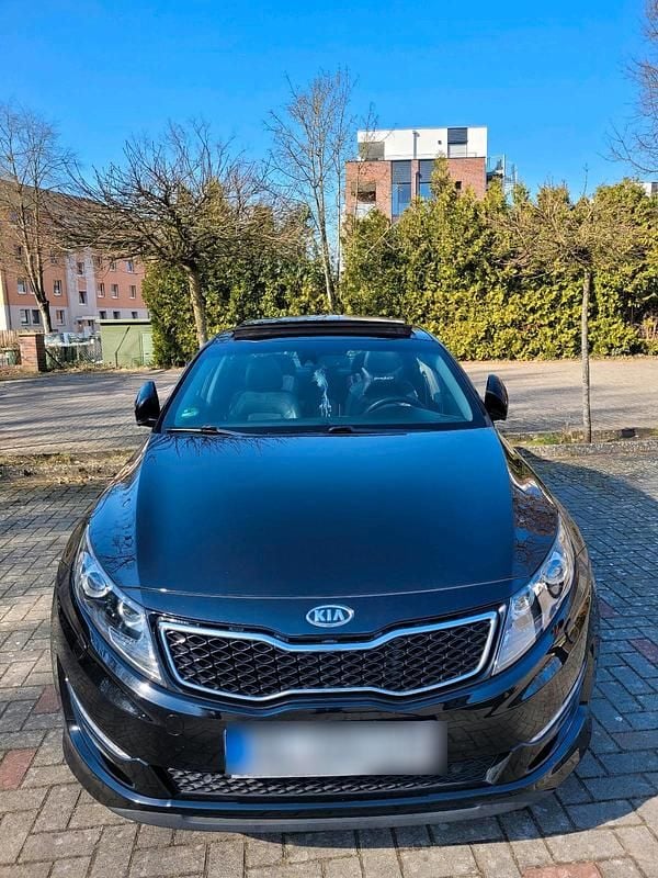 Schwarz Gebraucht 2012 Kia Optima Limousine | 9.900 € (Fairer Preis) - Bild 1/4