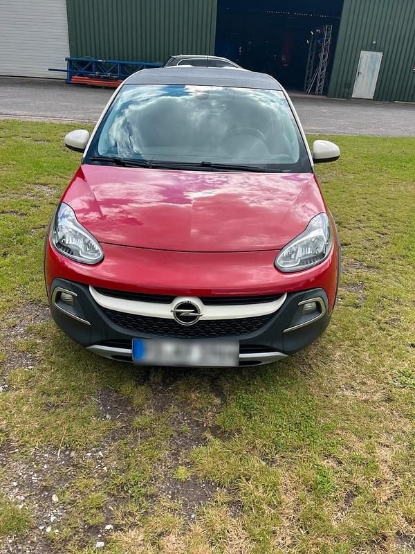 Gebraucht Opel Adam Rocks 150 PS (110 kW) 2016 Rot Kleinwagen
