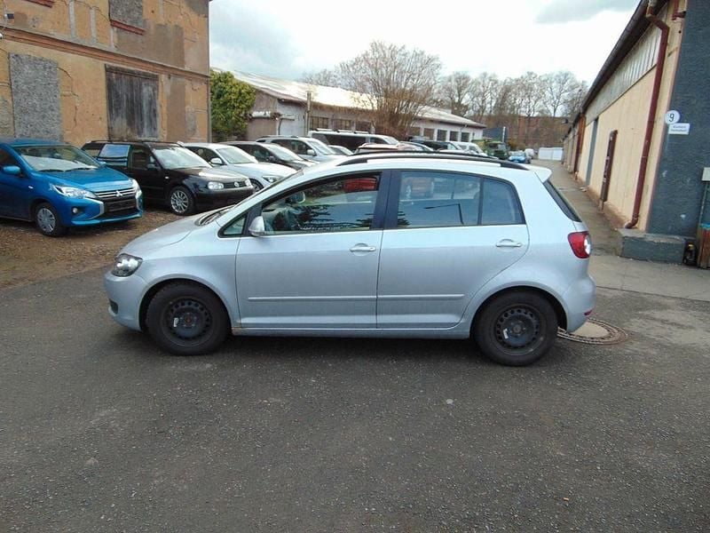 Gebraucht VW Golf VI Trendline 102 PS (75 kW) 2010 Silber Kleinwagen
